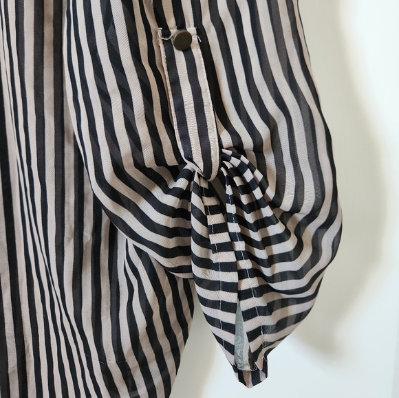 SEDUCTIONS Sheer stripped blouse - Picture 5 of 5